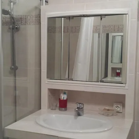 Tour Apartment *
