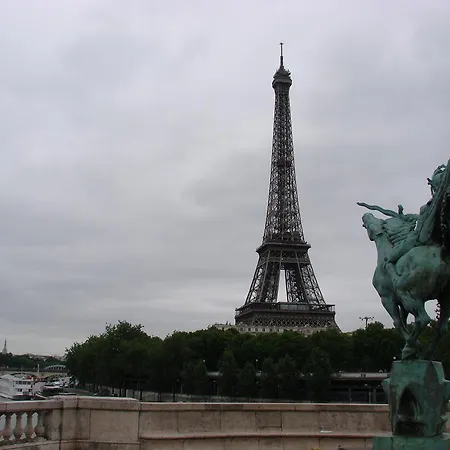 Apartment Tour Paris